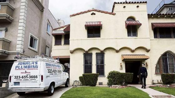 A Bild photographer took this picture of Kaufman's home and work van when a team visited him before he even left for Germany to crash the show-trial of Reinhold Hanning.